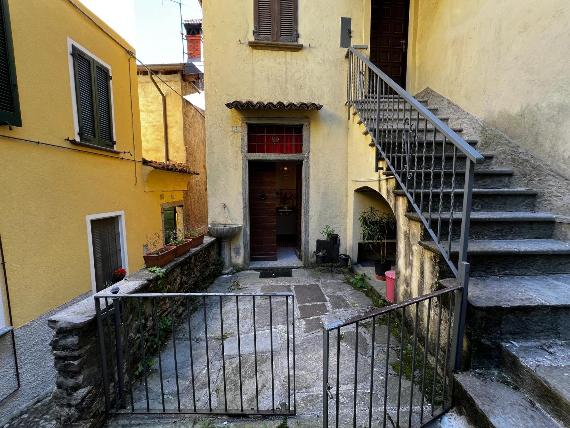 Loft - Lago Di Como Apt Menaggio Buitenkant foto